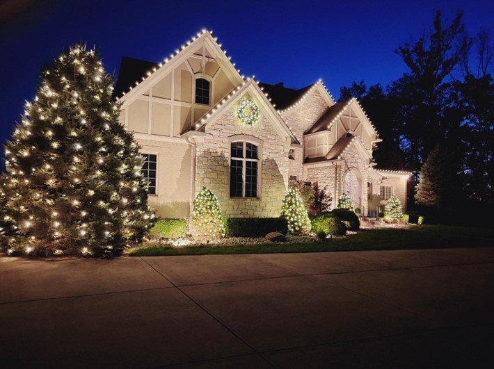 Christmas Light Removal in Indianapolis, IN